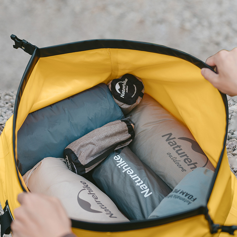 Naturehike cestovní vodotěsný vak 40l - černý